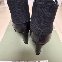トゥモローランドアンクルブーツの画像