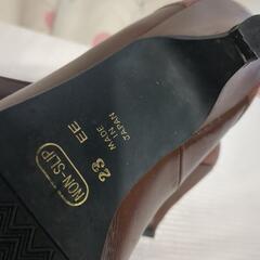 CAreer321茶色のパンプスの画像