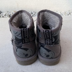 gravisグラヴィス　ディズニー　ファーブーツの画像