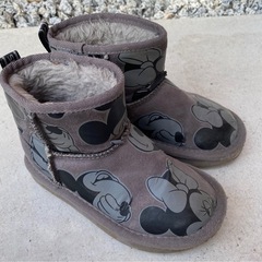 gravisグラヴィス　ディズニー　ファーブーツの画像