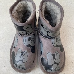 gravisグラヴィス　ディズニー　ファーブーツの画像