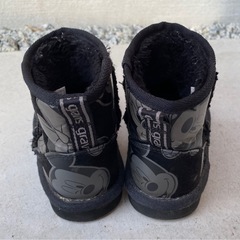 gravisグラヴィス　ディズニー　ファーブーツの画像