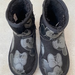 gravisグラヴィス　ディズニー　ファーブーツの画像