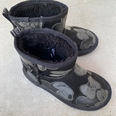 gravisグラヴィス　ディズニー　ファーブーツの画像