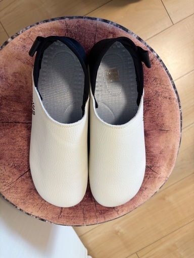新品　メンズシューズ