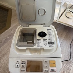 パナソニックSDーBMS105 ホームベーカリーの画像