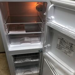 【ニトリ】2ドア 冷凍冷蔵庫 106L NTR-106WH 8971541 2021年 耐熱100℃天板 引き出し式冷凍室 シングルライフ オフィス　【糸島市内 送料無料】73001-1-065の画像