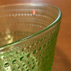 iittala グリーンガラス ドットボウルの画像
