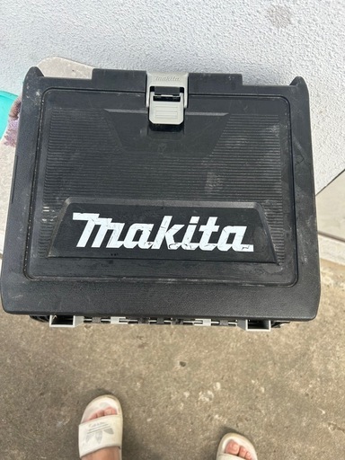 マキタ箱と充電器