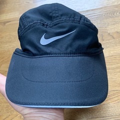 NIKE ナイキランニング キャップの画像