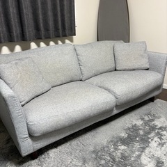 【無料】三人掛けソファ