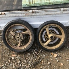 tzr250?fzr250? ホイールの画像