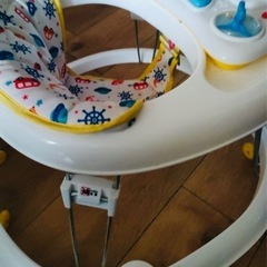 【無料】歩行器の画像