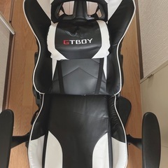 ゲーミングチェア(座椅子)