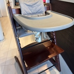 引き取りに来てくださる方限定】赤ちゃん用の椅子