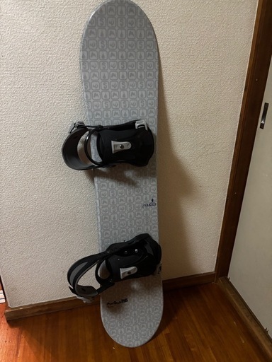 スノーボード　板　2点　ビンディング付き