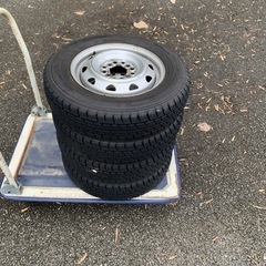 軽自動車スタッドレスタイヤホイール付き4本セット