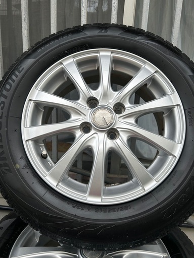 フリード、タイヤ