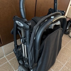 ベビーカー A型　自立式