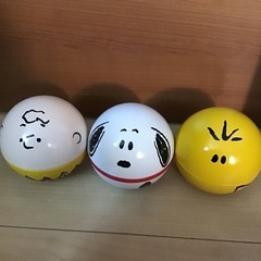 スヌーピー入れ物