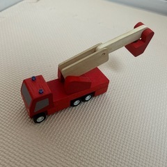 プラントイズ プラントイ 消防車 木のおもちゃの画像