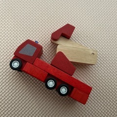 プラントイズ プラントイ 消防車 木のおもちゃの画像