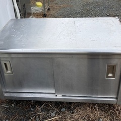 ☆調理台　幅100cm  作業台などにも使えます