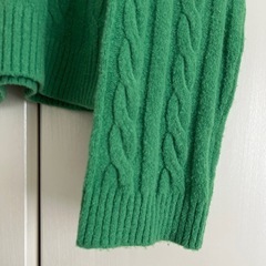 GU パフィータッチクロップドタートルネックセーター(長袖) 緑 Lの画像