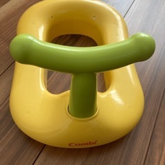 Combi  トイレ補助具