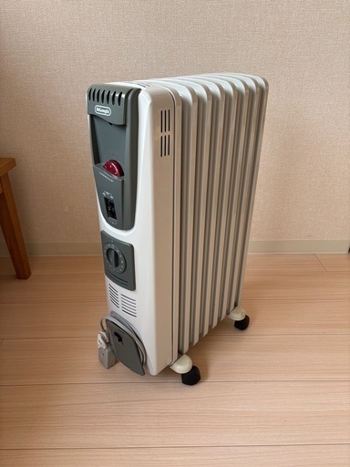 デロンギ　オイルヒーター