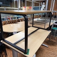 ミーティング　テーブル　幅150 奥75 高さ72cm 配線ホール付きの画像