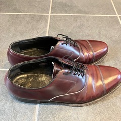 赤茶色　革靴　の画像
