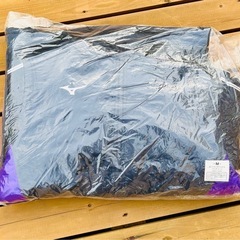 値下げしました。
未使用　 ミズノ  オリジナルベンチコートの画像