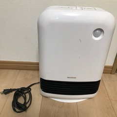 セラミックファンヒーター　アイリス