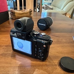 デジタル一眼レフ　OLYMPUS PEN Ｅ-PL2
の画像