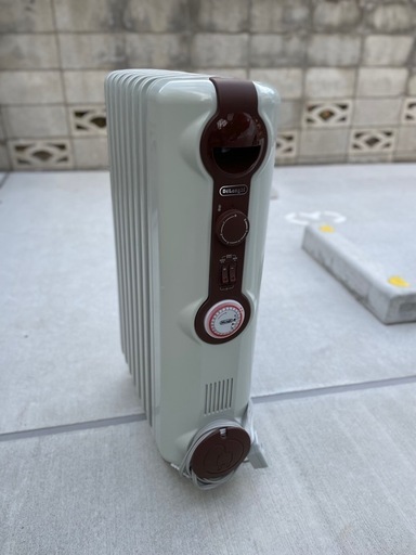 デロンギ　オイルヒーター
