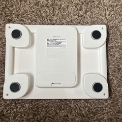 体重計　OMRONの画像