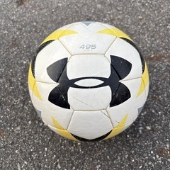 サッカーボール 4号 アンダーアーマー