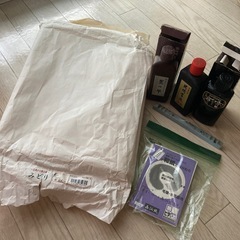 画仙紙（半切）　熱ピタ（ハガキに貼れる画仙紙）　墨汁3本　文鎮