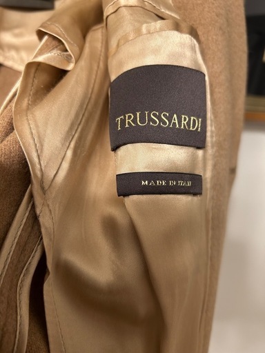 美品 TRUSSARDI ベージュ チェスターコート イタリア製 44サイズ