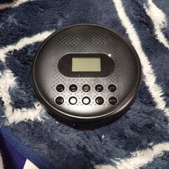 ポータブルCDプレーヤー