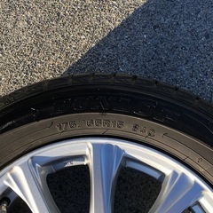 アクア　スタッドレスタイヤ　ホイールの画像