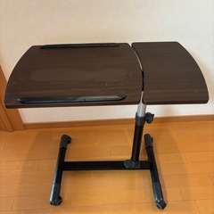 パソコンデスク※決まりました！