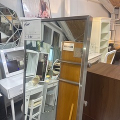 スタンドミラーの画像