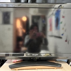 TV　AQUOS 32型の画像