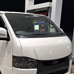 ハイエース　バッドフェイス　半ジャンク　ホワイトパール070 FRPの画像