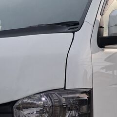 ハイエース　バッドフェイス　半ジャンク　ホワイトパール070 FRPの画像