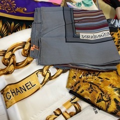 ブランドスカーフなど20枚