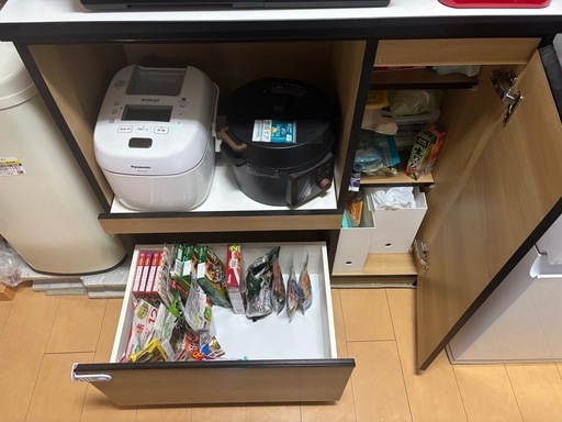 食器棚