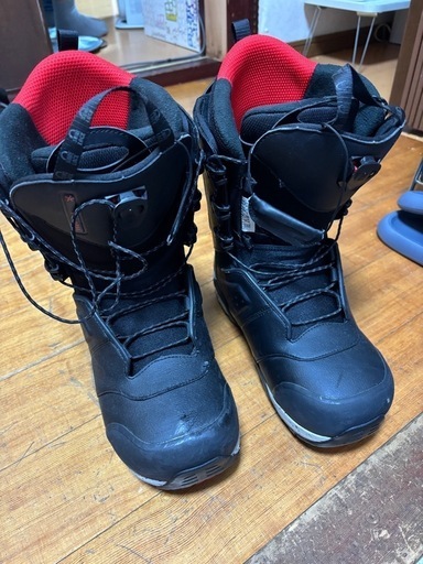 スノーボードブーツ